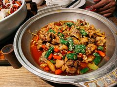 香锅牛蛙-辛香汇(飞洲店)