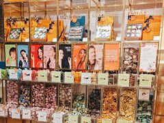 -VENCHI 闻绮(上海佛罗伦萨小镇店)