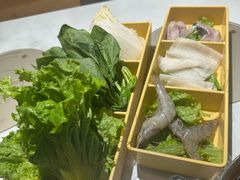 -呷哺呷哺 黄金牧场 (新中关购物中心店)