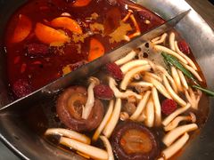 台式麻辣锅-湊湊火锅·茶憩(杭州湖滨银泰in77店)