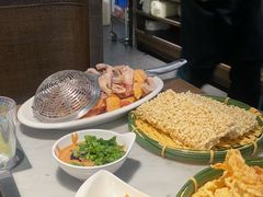 -尚尚仙·酸汤猪手·猪肚鸡火锅(华联万柳购物中心店)