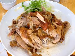 大鹏窑鸡-鹏城人家海鲜酒家·23年老字号(较场尾店)