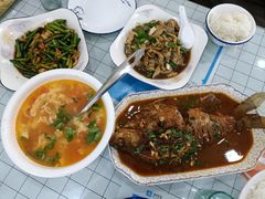 -月落乌啼餐馆
