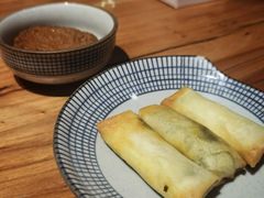雪菜黄鱼春卷-南小蟹手工點心(三里屯店)