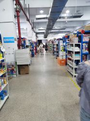 -逝水玩具折扣店