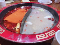 骨汤鸳鸯锅-庄老幺火锅(娄山关路店)