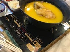 -鲜入围煮花胶鸡海鲜火锅