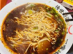 -牛一嘴·兰州牛肉面·大盘鸡(财富中心店)