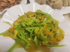 炒南瓜花-翡翠老鸭店