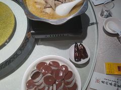 -老六杀猪菜(进乡街店)