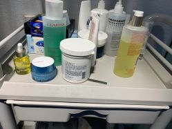 -F.N冻龄皮肤管理中心