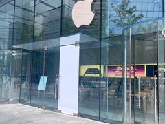 -Apple零售店(华贸购物中心店)