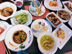 -忘忧草融合私房菜(红鼎国际店)