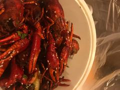 -巴厘龙虾·榜首油焖大虾(音乐学院·沿江酒馆店)