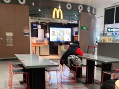 -麦当劳(北京大兴机场二层国内到达(安检外)店)