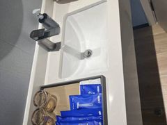 -网鱼电竞酒店(深圳福田石厦地铁站店)
