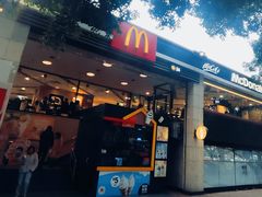 -麦当劳(东方时代广场分店)