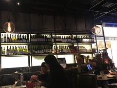 -Carbon莫卡哆·意大利复古集市餐厅(杭州大厦店)