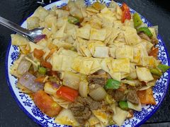 -撒拉人家.酸菜牦牛肉火锅