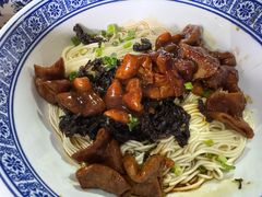 -沪西老弄堂面馆(定西路店)