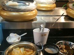 -汤响自助回转火锅百汇(乐峰广场店)