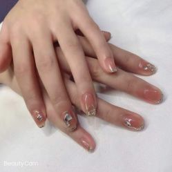 -媄甲诗美甲美睫