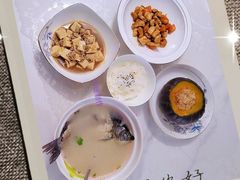 -爱月宝月嫂·育儿嫂