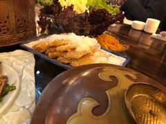 -白鹿苑蒙餐(鄂温克宾馆店)