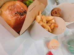 -龙治汉堡(中华城店)