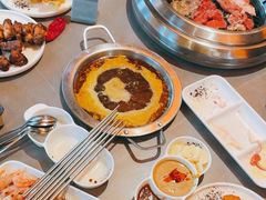 -黑金·寻焰自助百汇·烤肉·火锅(中街店)