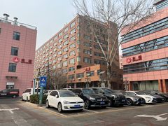 -北京市海淀医院-停车场