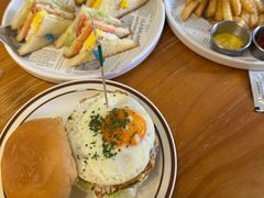 -Thanks美式餐厅(汉堡咖啡店)