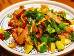 -云海肴·汽锅鸡·云南菜(天山百盛优客店)