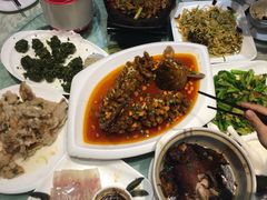 -老码头黑皮肘子锅包肉(赣水路店)