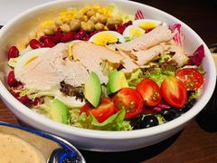 主厨推荐沙拉-Ambra Haus琥珀屋精酿餐厅(宝山店)