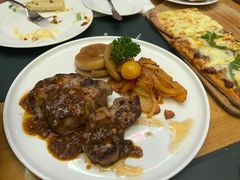 -兰特伯爵西餐厅·啤酒屋(方庄店)