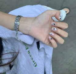 -七月美睫 美甲