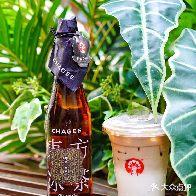 沉浸式体验霸王茶姬美罗城旗舰店 真的绝了