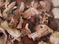 -一口猪海鲜浑锅·东北家常菜