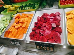 -金马门国际美食百汇(珞喻路店)