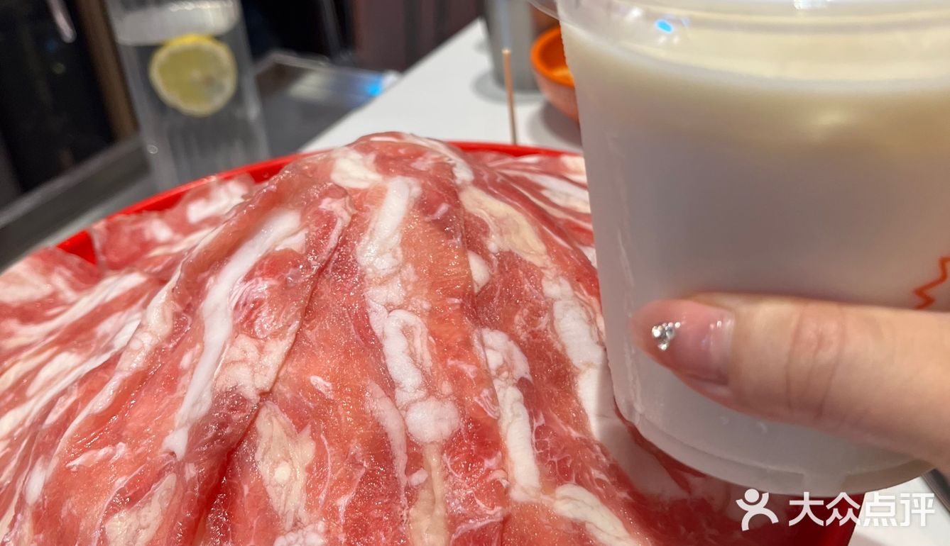 大悦城楼上的串串