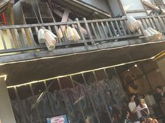门面-哥老官重庆美蛙鱼头(西湖银泰十一哥店)