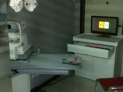 android_upload_pic-提一眼镜·蔡司·依视路(小寨店)