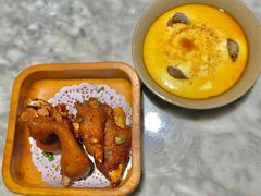 香烤飘香猪蹄-雀蓝川菜(奥体广场店)