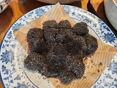 -头上红煨盐鸡乡村食府