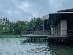 -上海怡沁园度假酒店