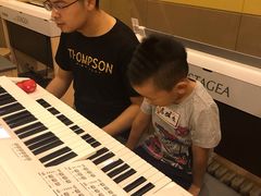-雅马哈音乐中心 钢琴双排键鼓吉他(静安大融城店)
