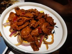 石板生啫牛柳-锦上中式酒馆(南内环店)