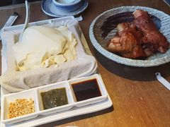 -95号酱骨·一块豆腐(展春园西路店)