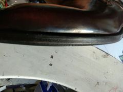 -京伟修鞋洗鞋奢侈品皮具护理店